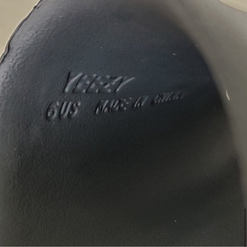 Women size 6 black Yeezy slides